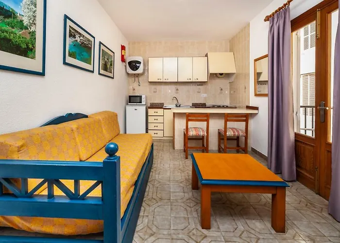 Charlys Picafort Apartamento *