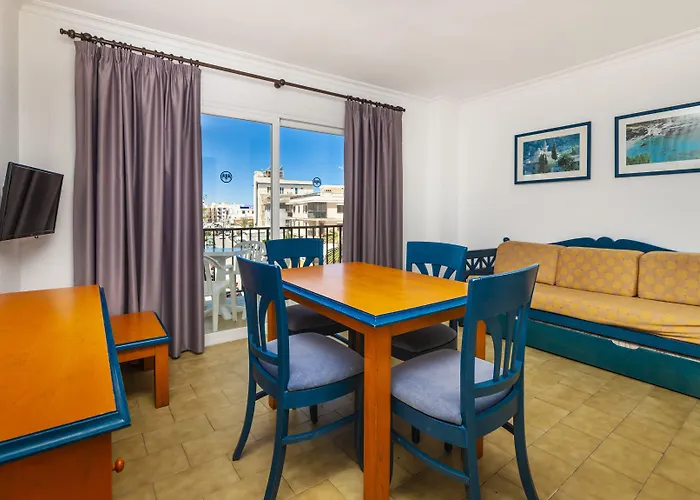 أبارتمنتوس تشارليس كان بيكافورت