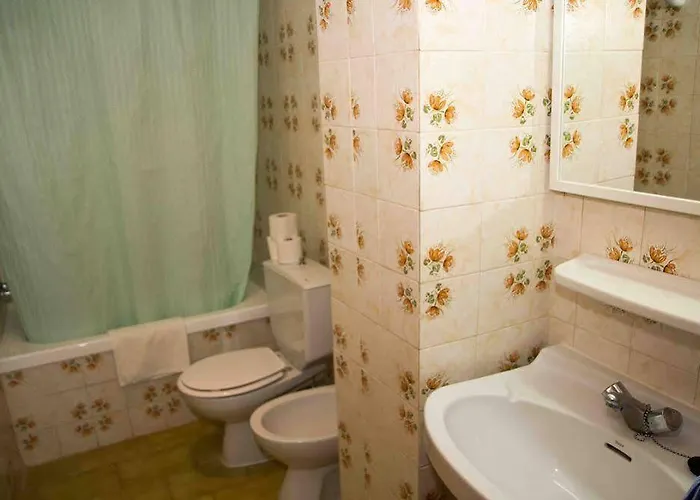 أبارتمنتوس تشارليس * كان بيكافورت